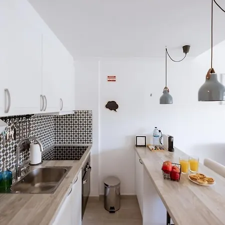 Like-home - Studio-sea View, Apartment Paco de Arcos