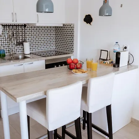 Appartement Like-home - Studio-sea View, Paço de Arcos